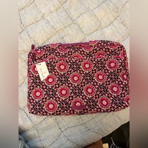 Vera Bradley Laptop Case. Brand new. Tags on.